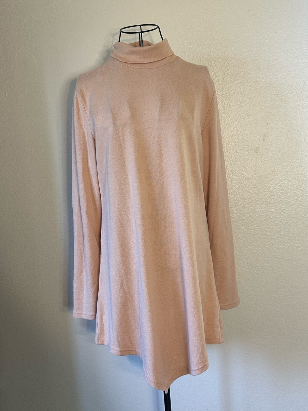 Very Light Pink/Peach Long Turtleneck Shirt